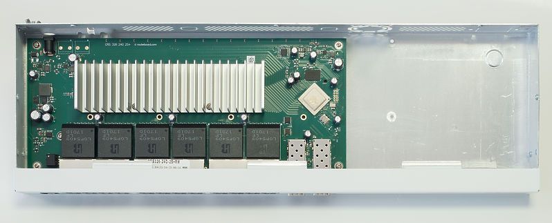 MikroTik CRS326-24G-2S+RM L2 Коммутатор 24 порта управляемый MikroTik CRS326-24G-2S+RM фото
