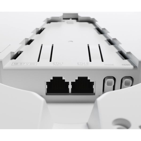 MikroTik RBcAPGi-5acD2nD-XL Wi-Fi cAP XL ac Точка доступа 99-00008435 фото